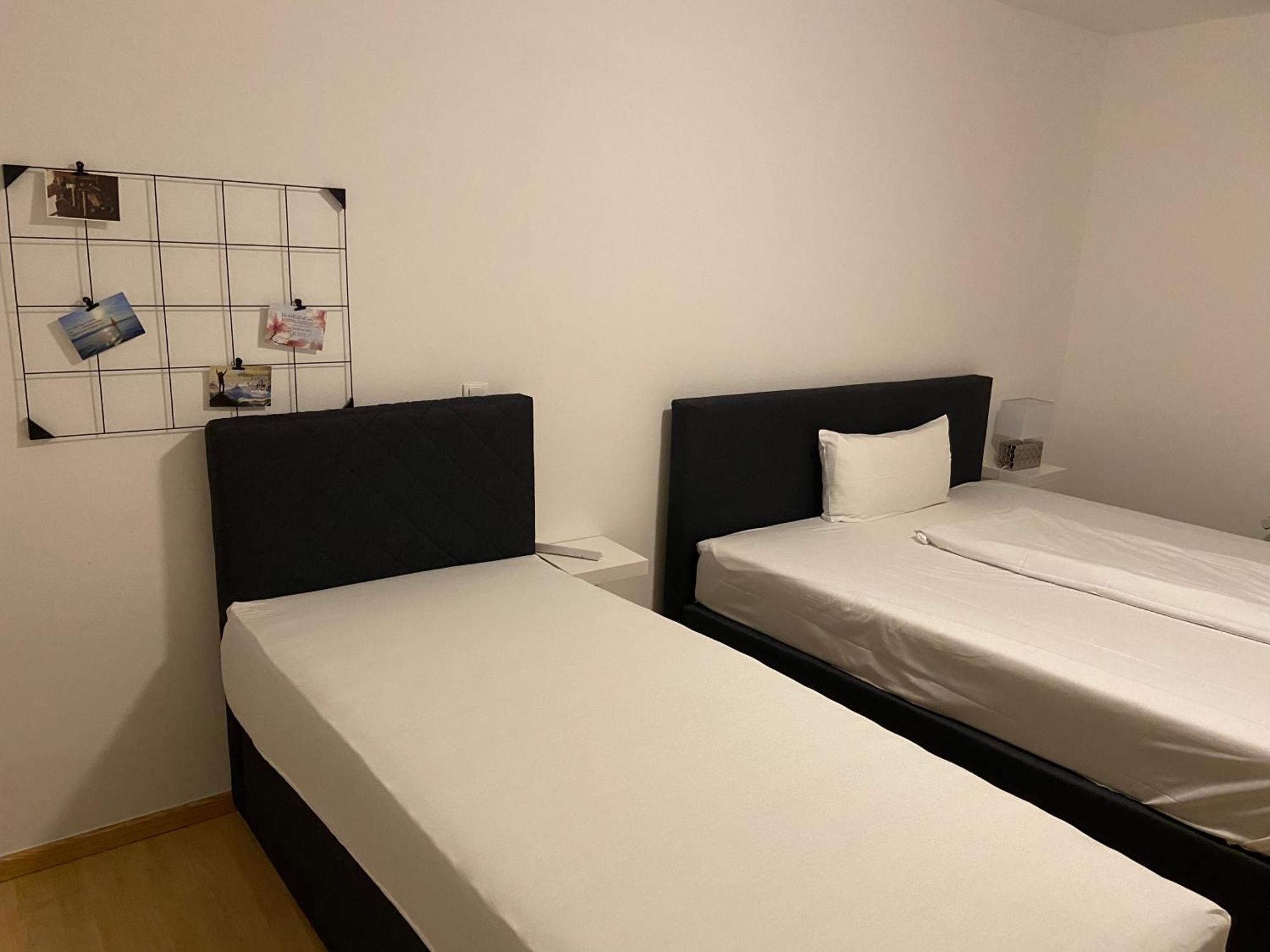 City Apartments Direkt Am Hauptbahnhof - Perfekt Fuer Pendler Und Monteure Neumuenster Ngoại thất bức ảnh