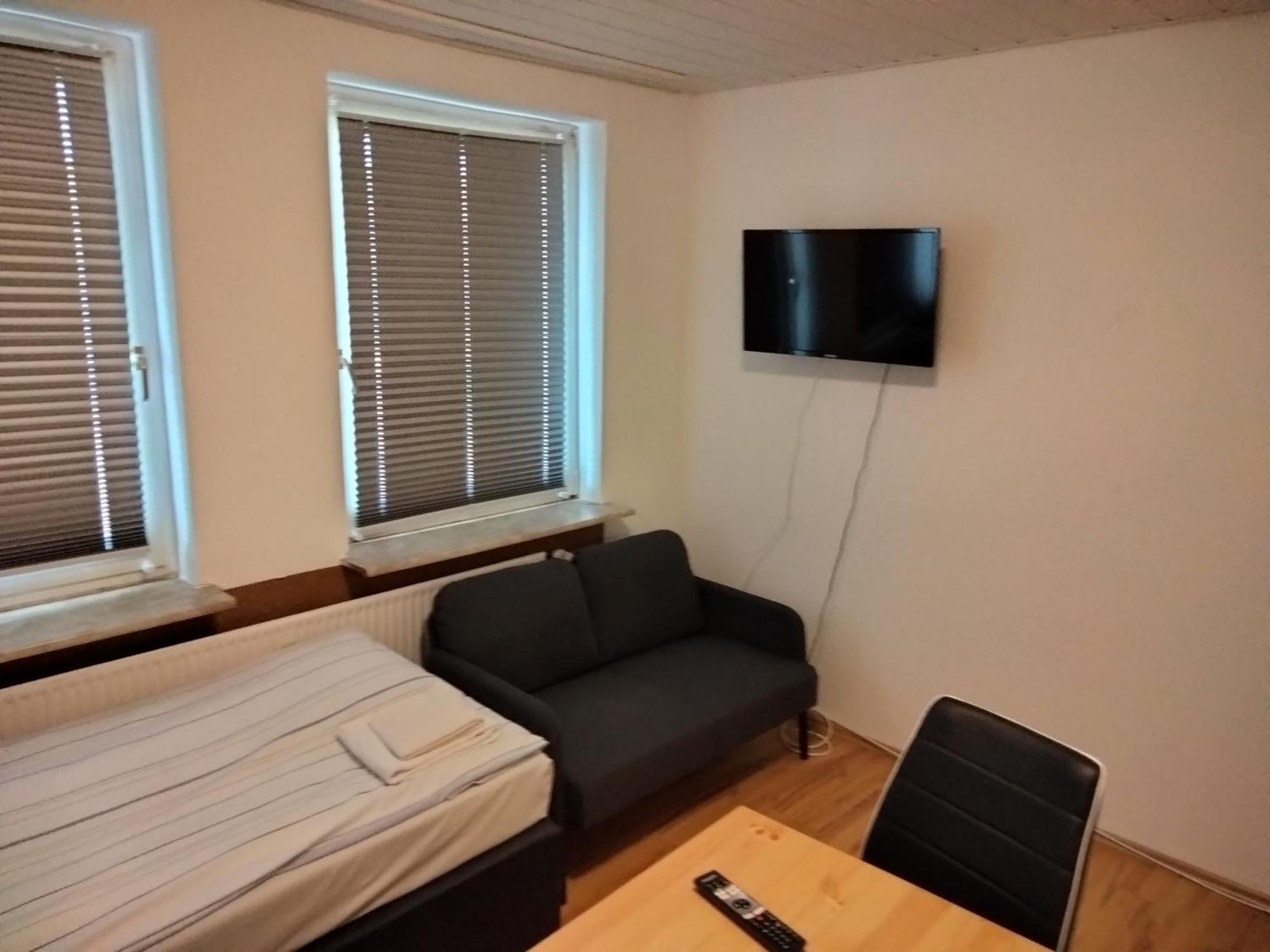 City Apartments Direkt Am Hauptbahnhof - Perfekt Fuer Pendler Und Monteure Neumuenster Ngoại thất bức ảnh