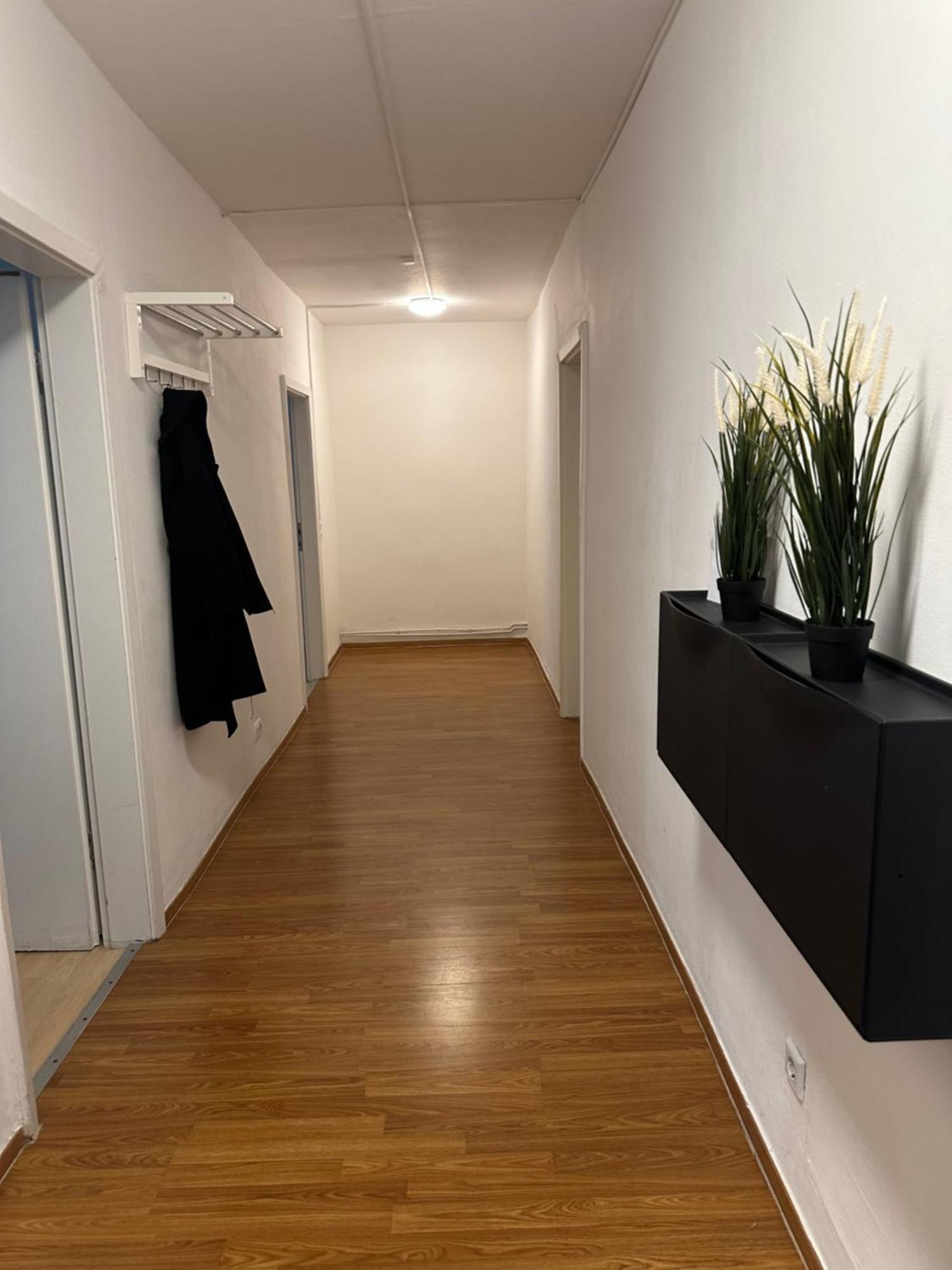 City Apartments Direkt Am Hauptbahnhof - Perfekt Fuer Pendler Und Monteure Neumuenster Ngoại thất bức ảnh