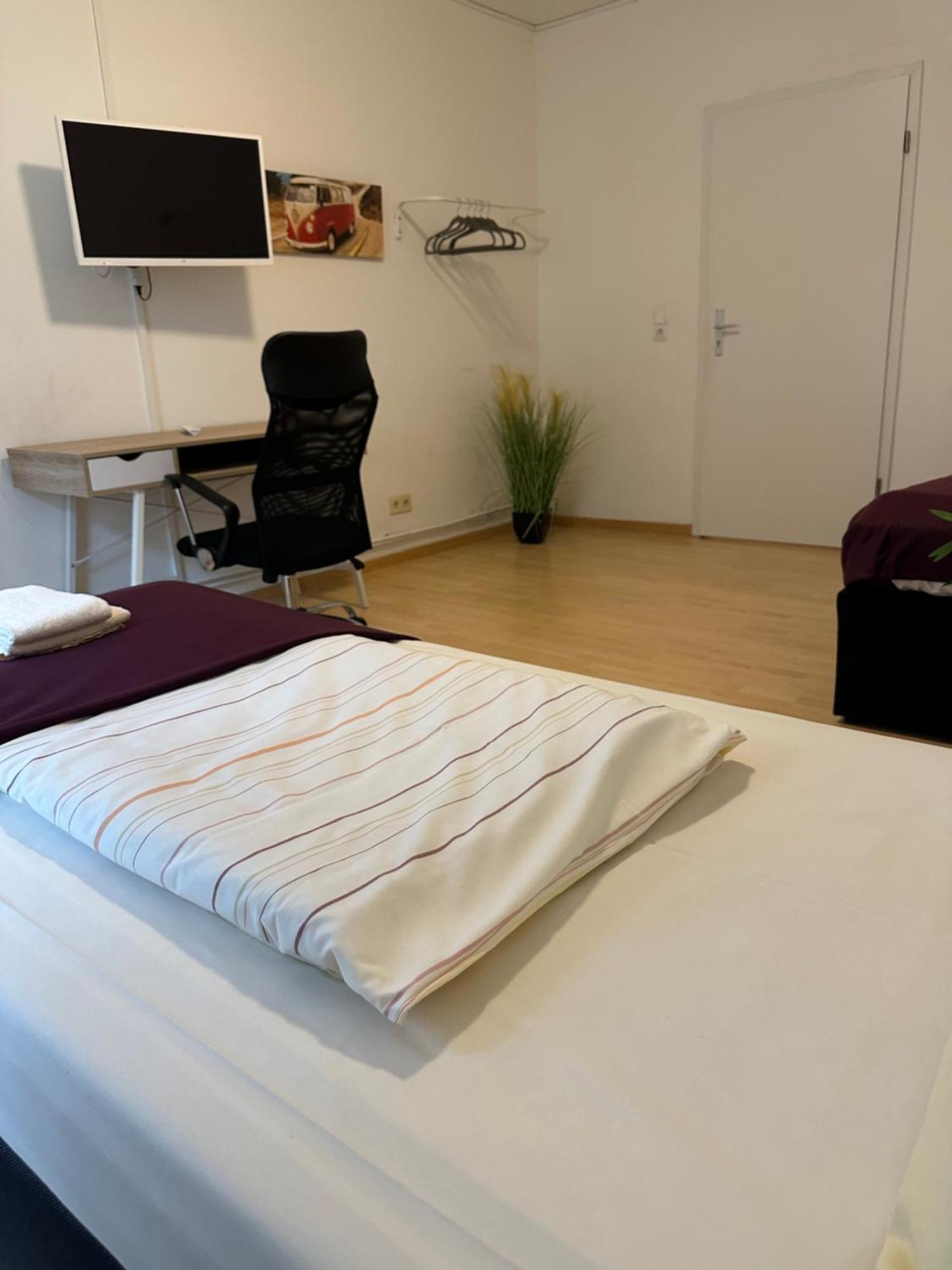 City Apartments Direkt Am Hauptbahnhof - Perfekt Fuer Pendler Und Monteure Neumuenster Ngoại thất bức ảnh